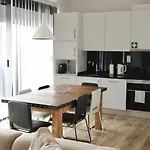 A Proa Do Moliceiro - Iconik Design * Aveiro