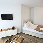 A Proa Do Moliceiro - Iconik Design * Aveiro
