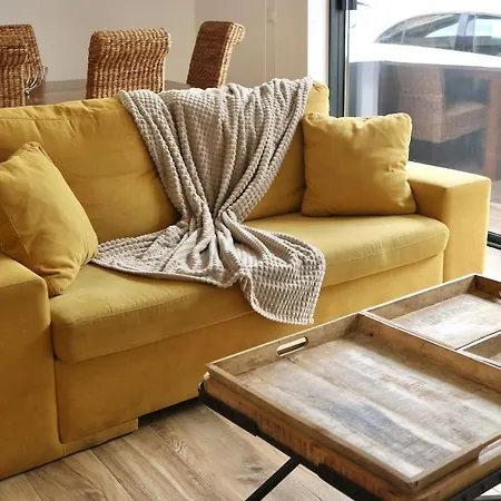 Iconik Design Apartman