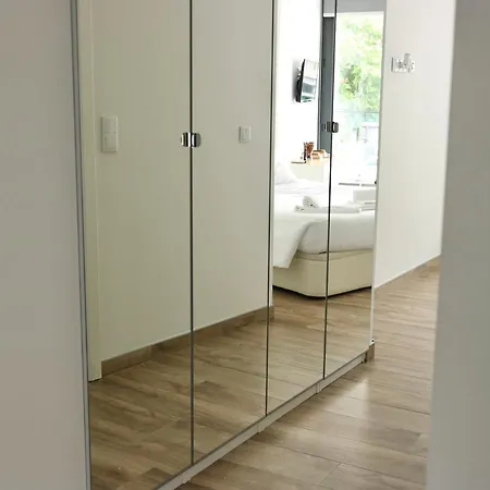 Iconik Design アヴェイロ