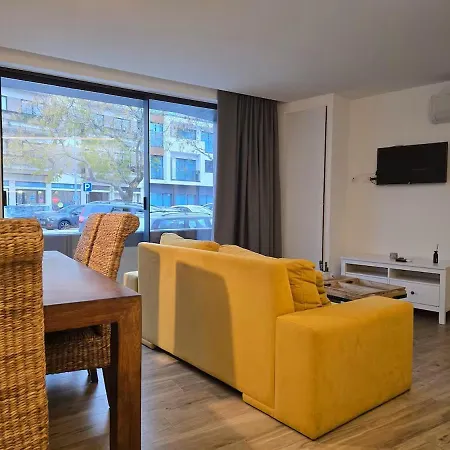 Iconik Design アパート *