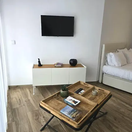 Apartman Iconik Design *