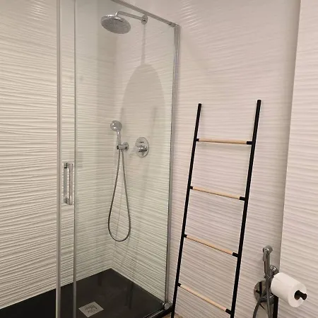 Apartman Iconik Design *