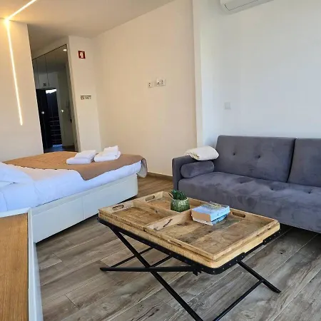 アパート Iconik Design アヴェイロ