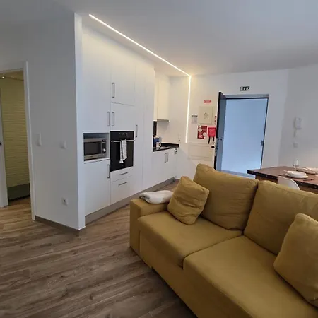 A Proa Do Moliceiro - Iconik Design *