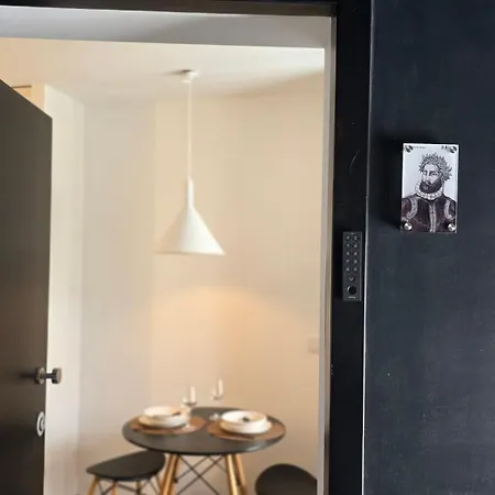 A Proa Do Moliceiro - Iconik Design