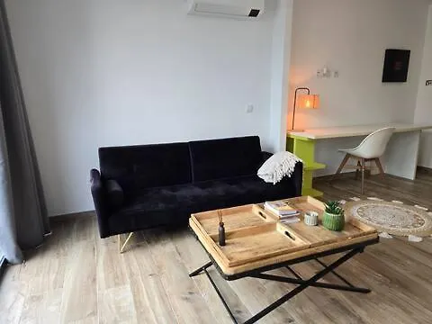 Iconik Design 아파트 *