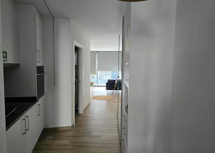 아파트 Iconik Design